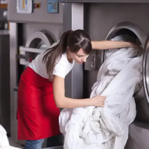 Pakai Laundry Lebih Hemat daripada Cuci Sendiri? Ini Faktanya!